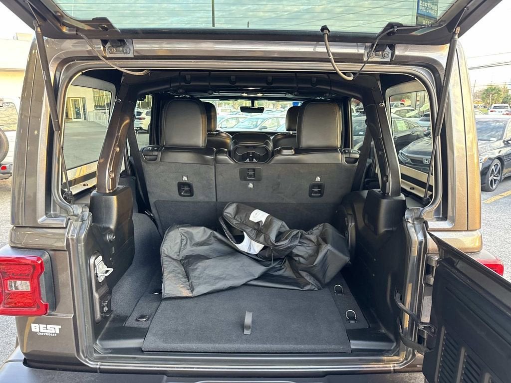 2021 Jeep Wrangler Unlimited Sahara