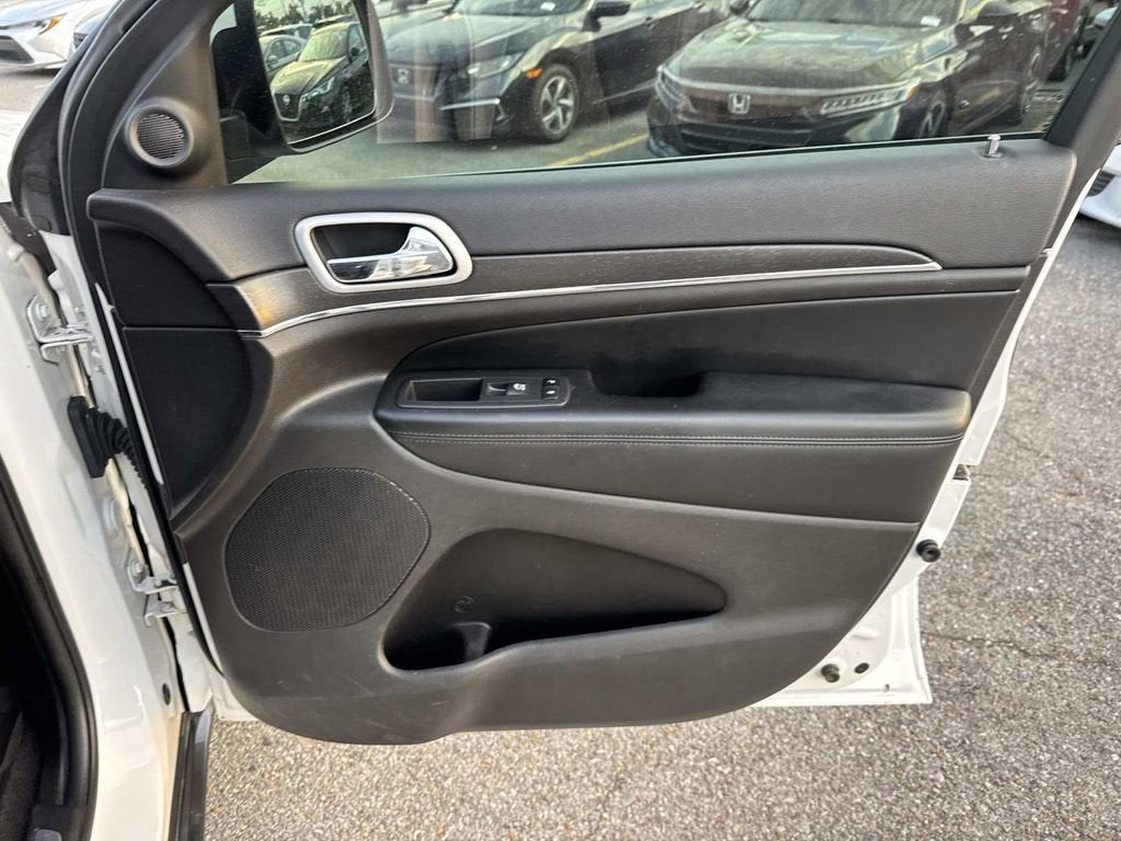 2018 Jeep Grand Cherokee Sterling Edition