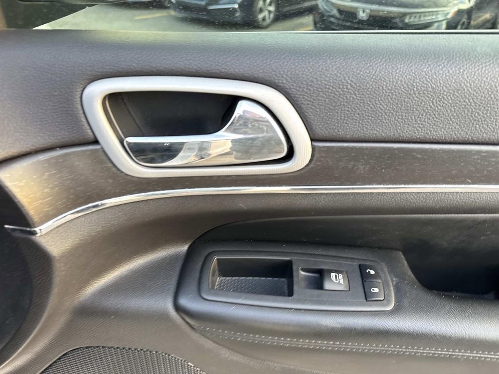 2018 Jeep Grand Cherokee Sterling Edition