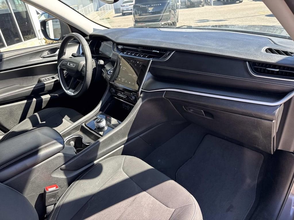 2024 Jeep Grand Cherokee Laredo