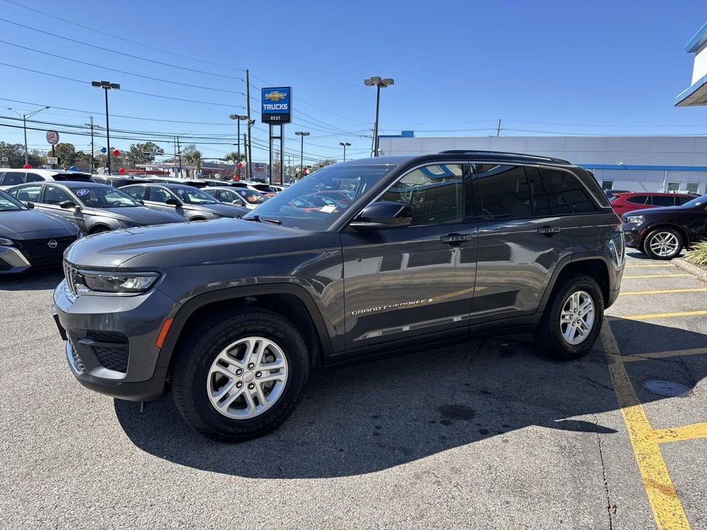 2024 Jeep Grand Cherokee Laredo