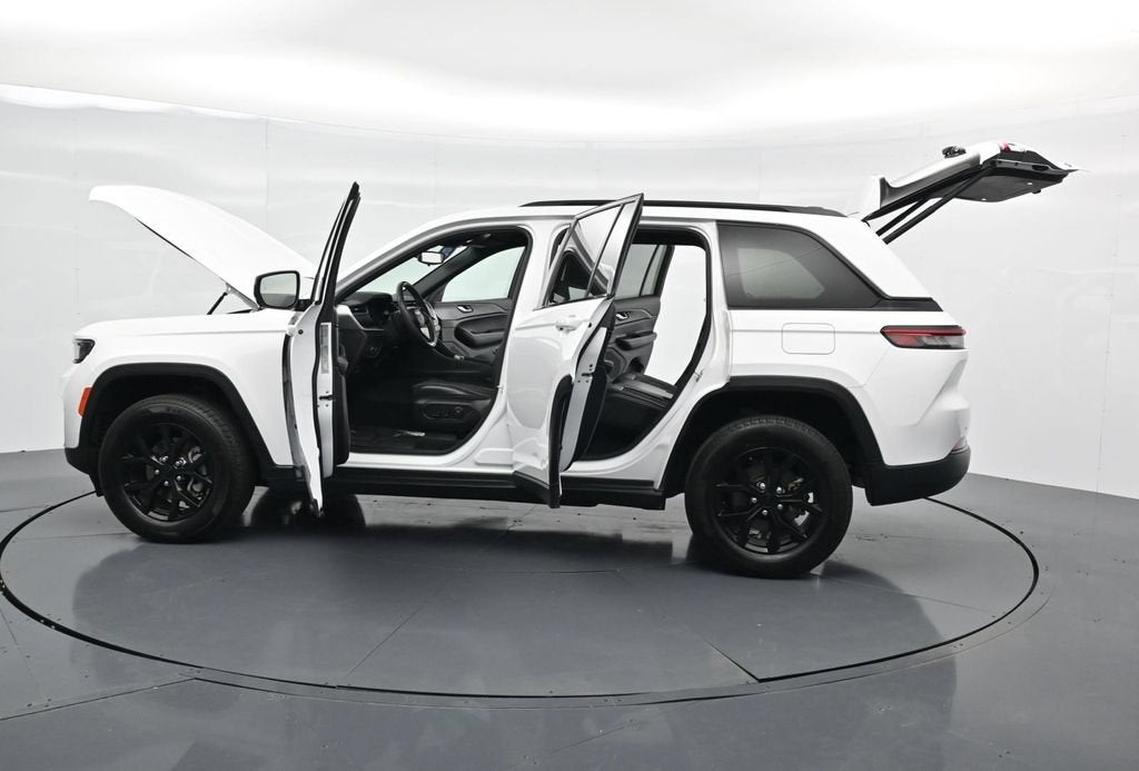 2024 Jeep Grand Cherokee Altitude