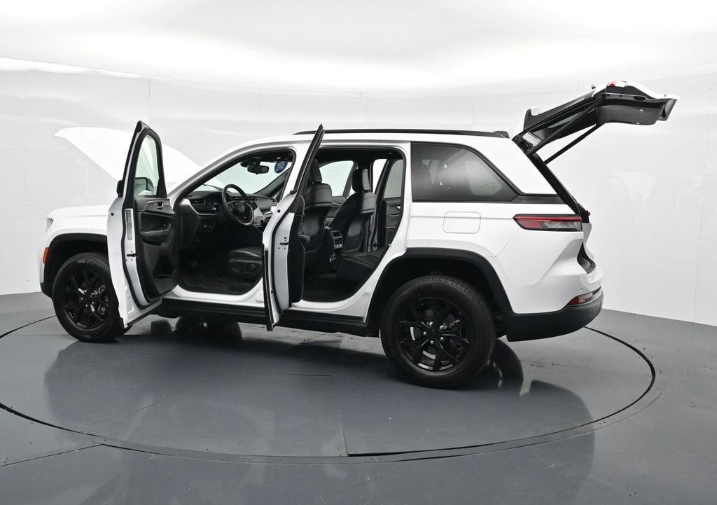 2024 Jeep Grand Cherokee Altitude