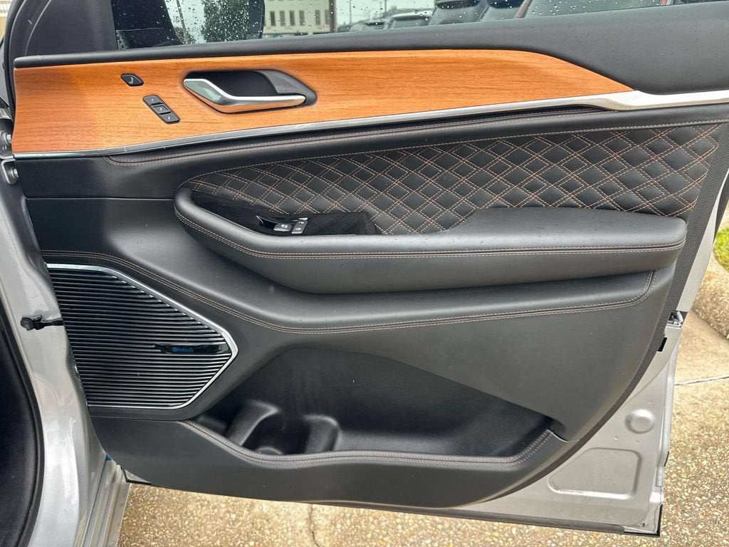 2023 Jeep Grand Cherokee L Summit Reserve