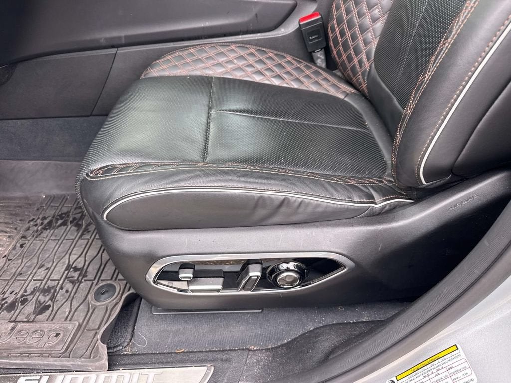 2023 Jeep Grand Cherokee L Summit Reserve