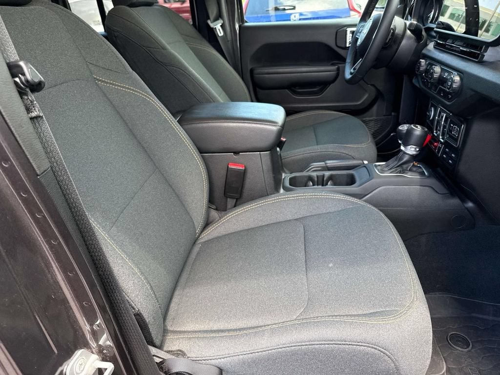 2025 Jeep Wrangler 4xe Willys