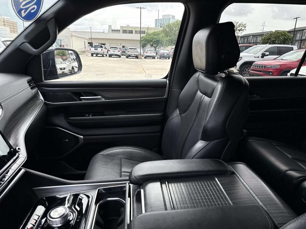 2024 Jeep Wagoneer L Series III