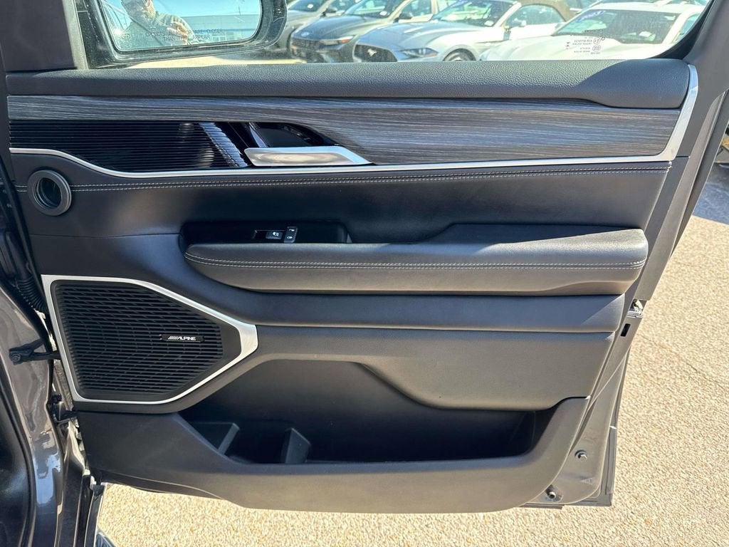 2023 Jeep Wagoneer Series II