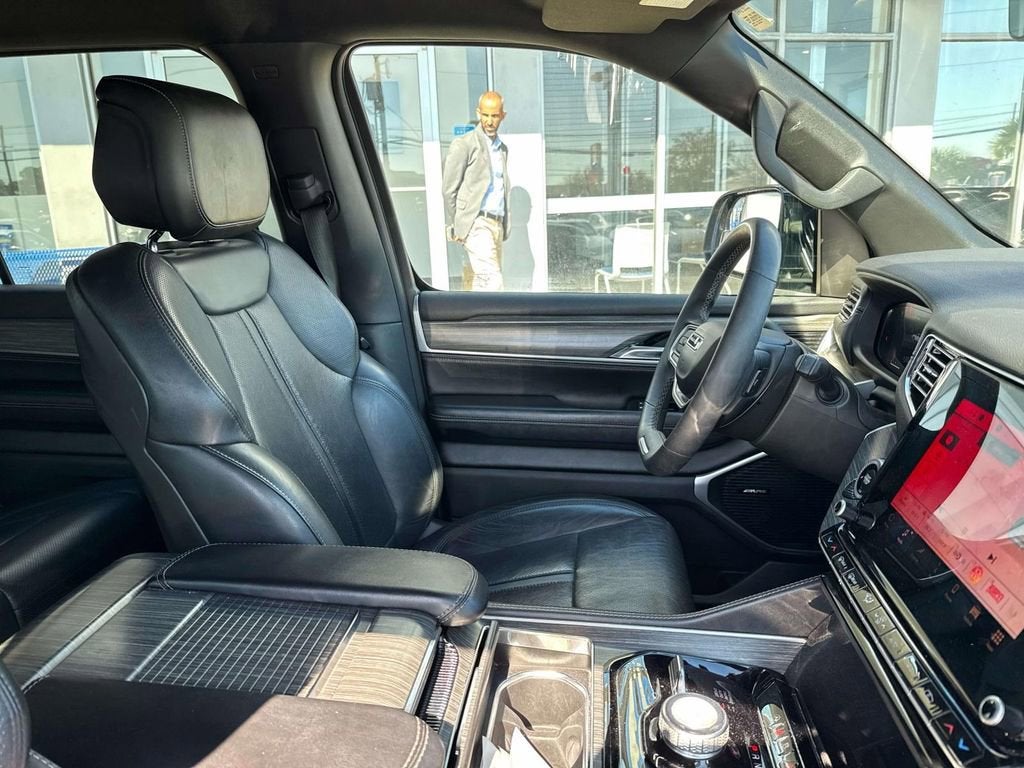 2023 Jeep Wagoneer Series II