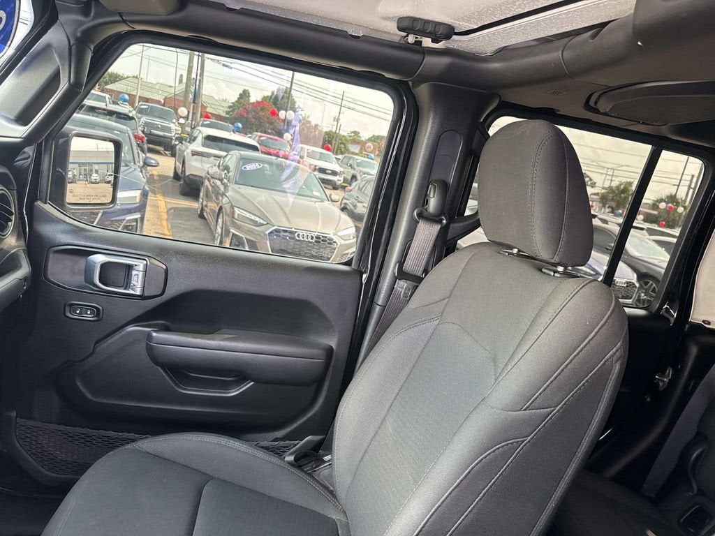 2023 Jeep Gladiator Willys