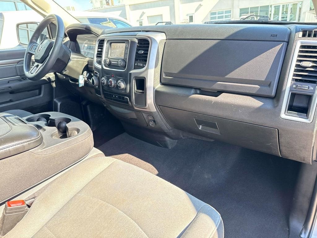 2024 RAM 1500 Classic SLT