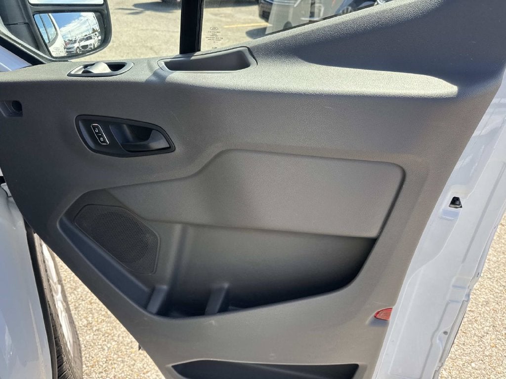 2024 Ford Transit Passenger Wagon XL
