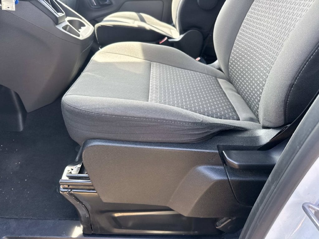 2024 Ford Transit Passenger Wagon XL