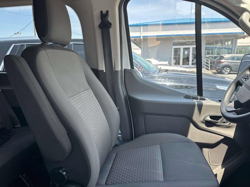 2024 Ford Transit Passenger Wagon XL