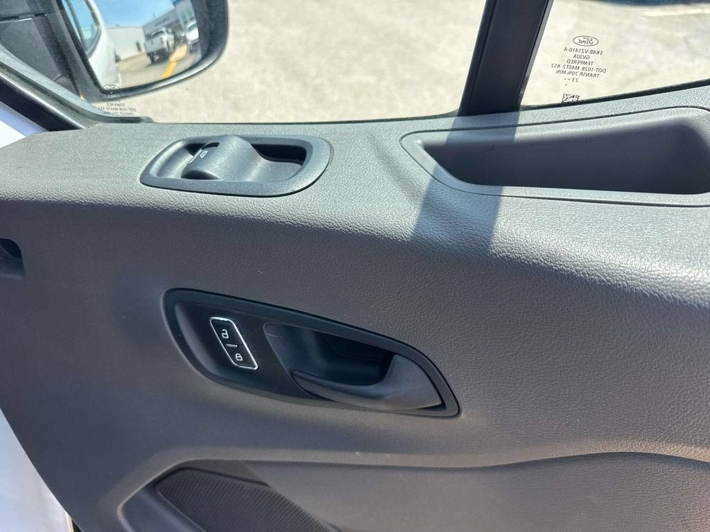 2024 Ford Transit Passenger Wagon XL