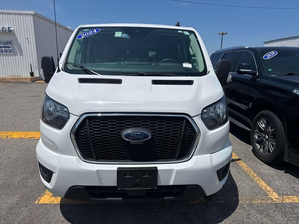 2024 Ford Transit Passenger Wagon XL