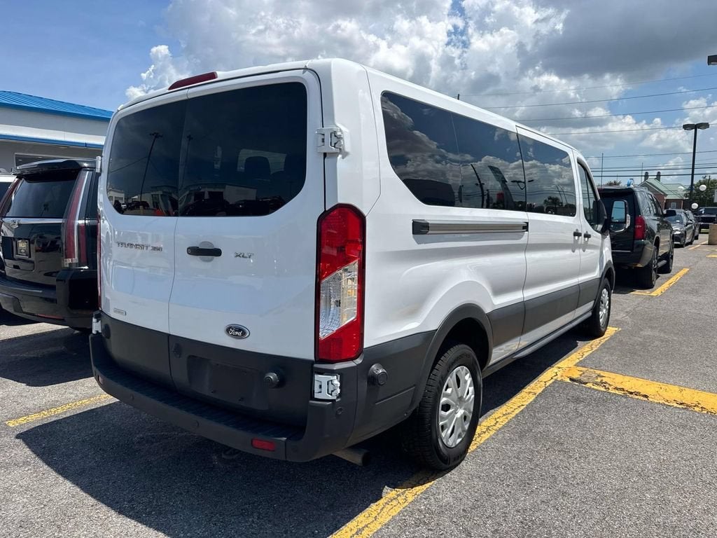 2024 Ford Transit Passenger Wagon XL