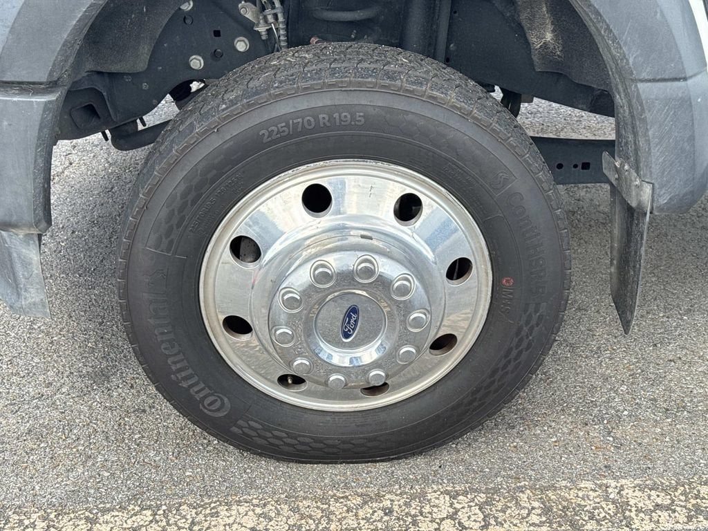 2023 Ford Super Duty F-450 DRW XL