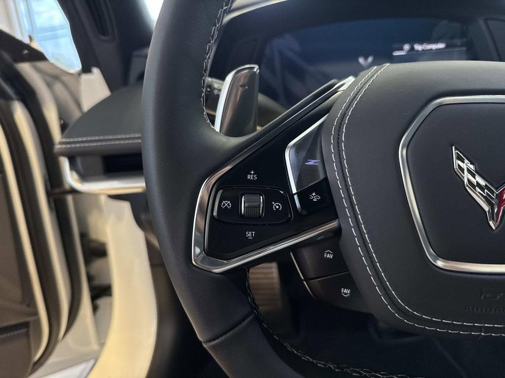 2025 Chevrolet Corvette E-Ray 1LZ