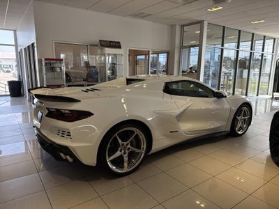 2025 Chevrolet Corvette E-Ray 1LZ