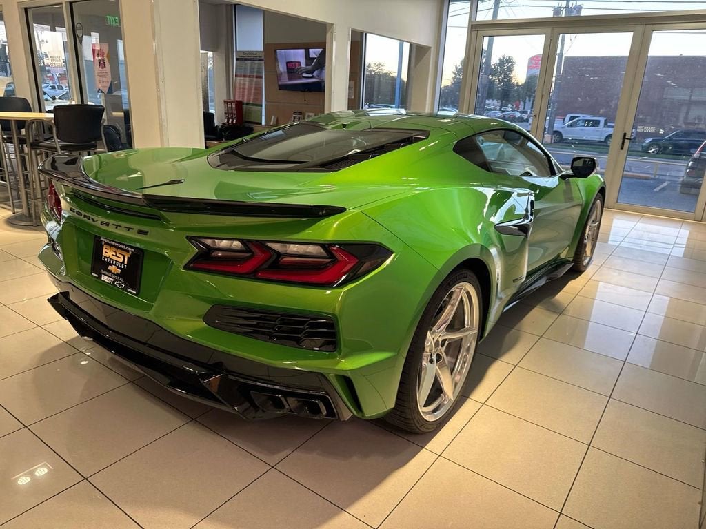 2026 Chevrolet Corvette E-Ray 2LZ