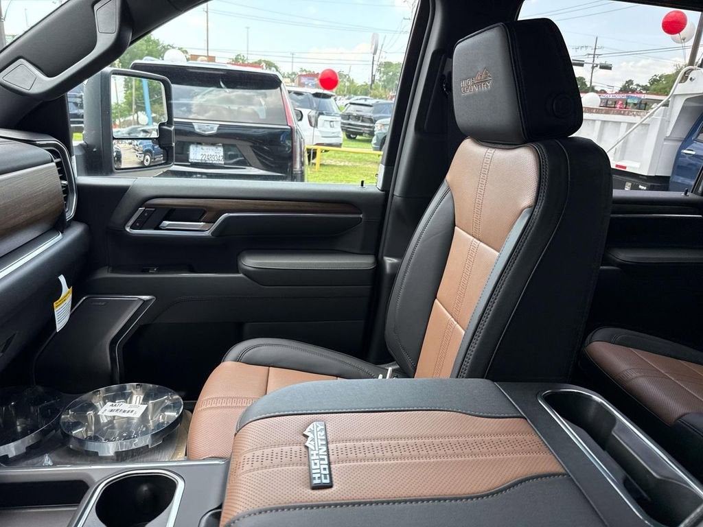 2026 Chevrolet Silverado 3500 HD High Country DRW