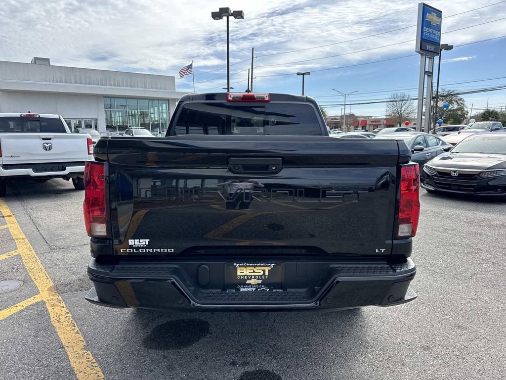 2024 Chevrolet Colorado LT