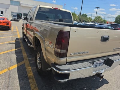 2004 Chevrolet Silverado 2500 HD LS