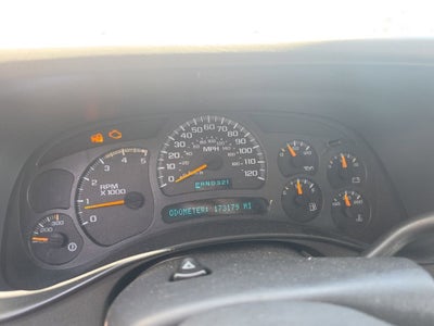 2004 Chevrolet Silverado 2500 HD LS