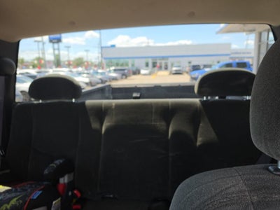 2004 Chevrolet Silverado 2500 HD LS