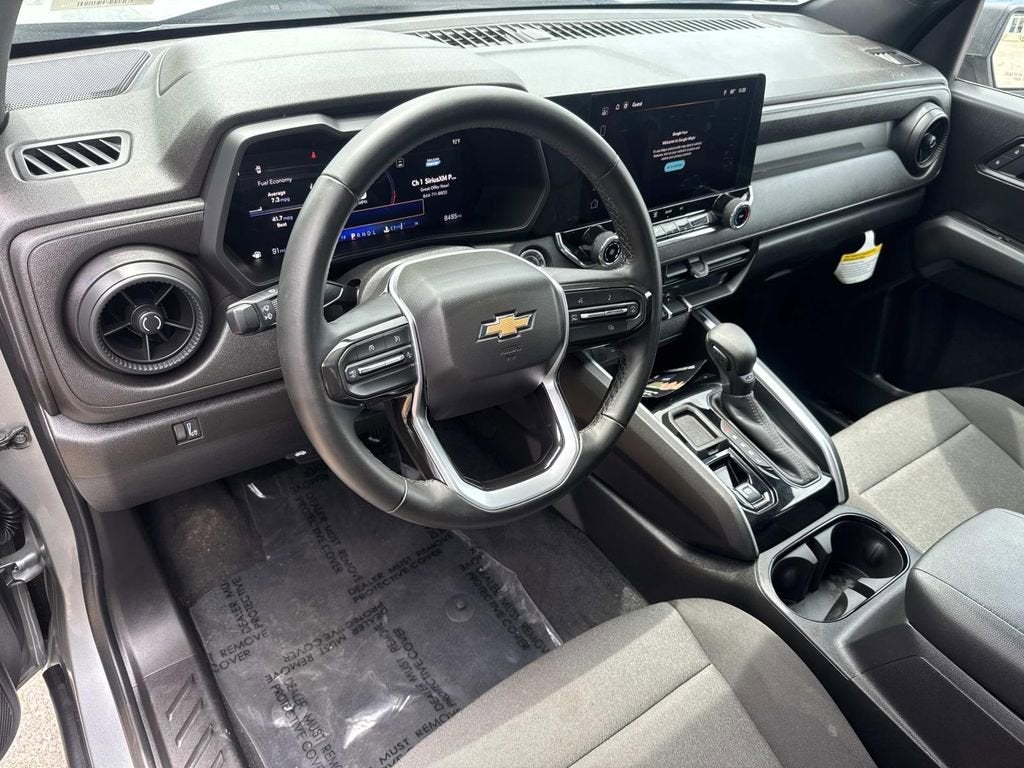 2025 Chevrolet Colorado WT/LT
