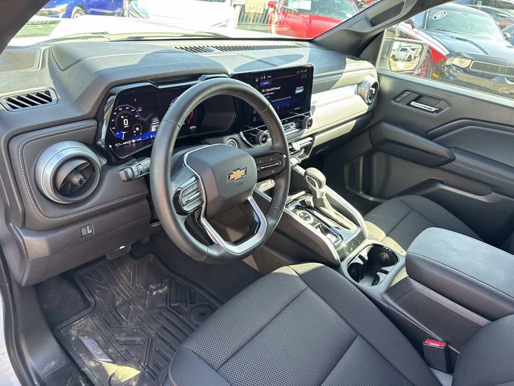 2024 Chevrolet Colorado LT