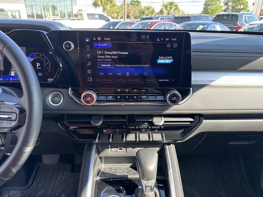 2024 Chevrolet Colorado LT