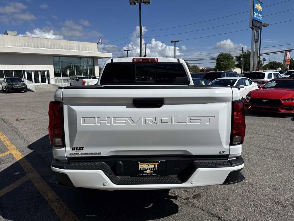 2024 Chevrolet Colorado LT