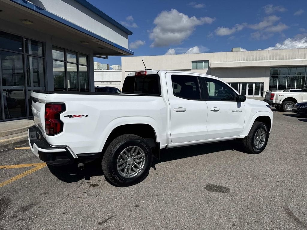 2024 Chevrolet Colorado LT