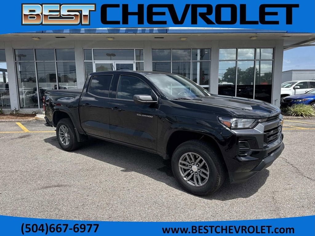 2025 Chevrolet Colorado WT/LT