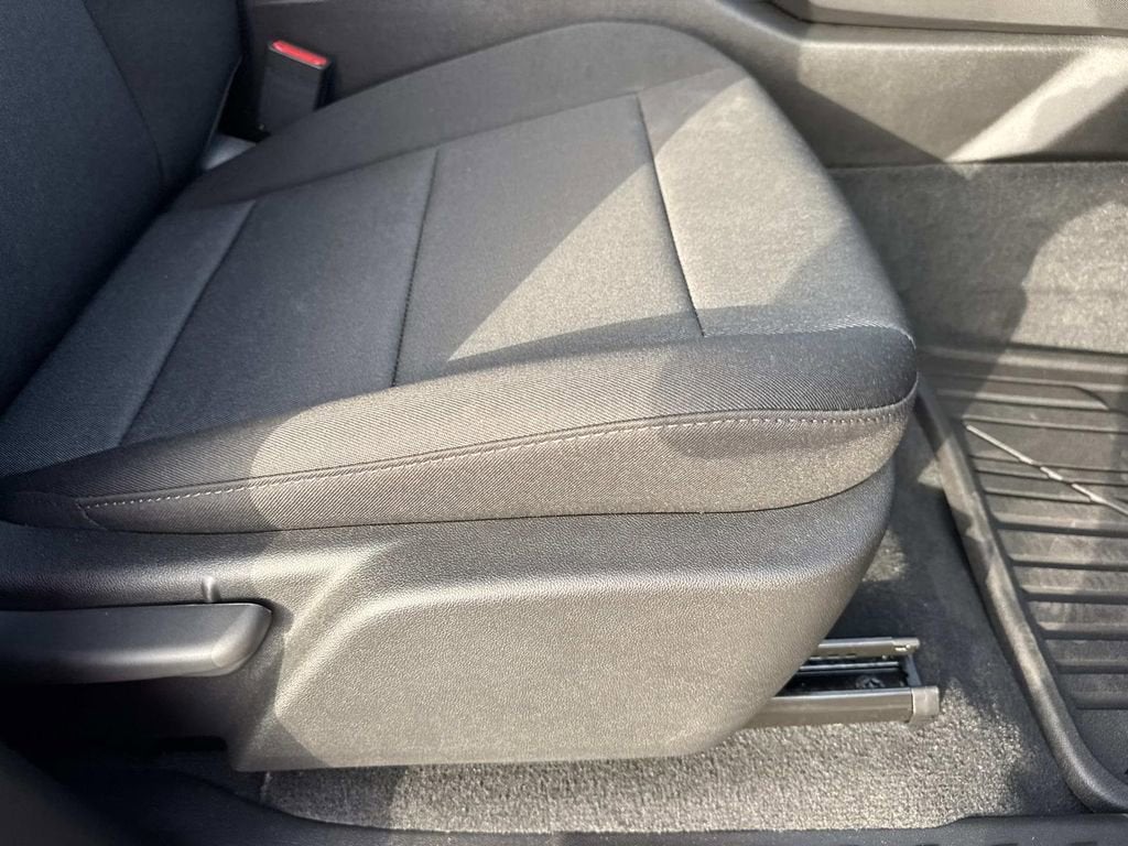 2025 Chevrolet Colorado Trail Boss - Photo 12