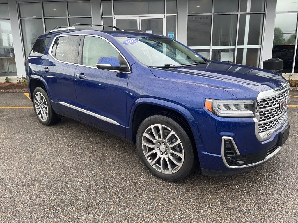 2023 GMC Acadia Denali