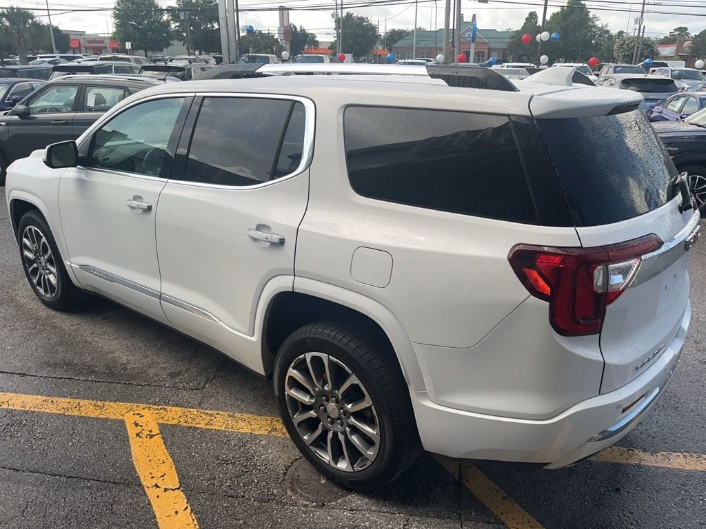 2023 GMC Acadia Denali