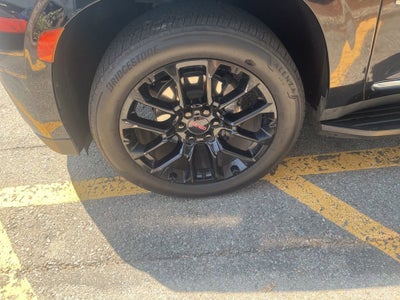 2023 GMC Yukon XL SLT
