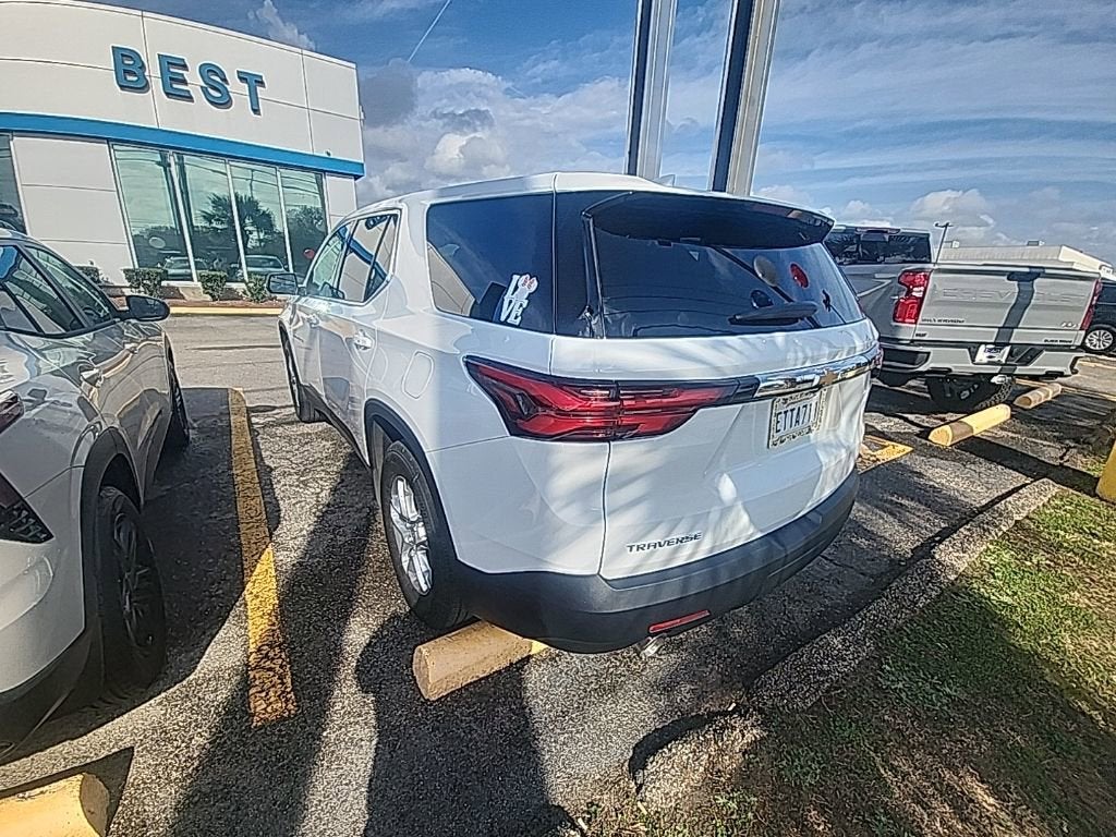 2023 Chevrolet Traverse LS