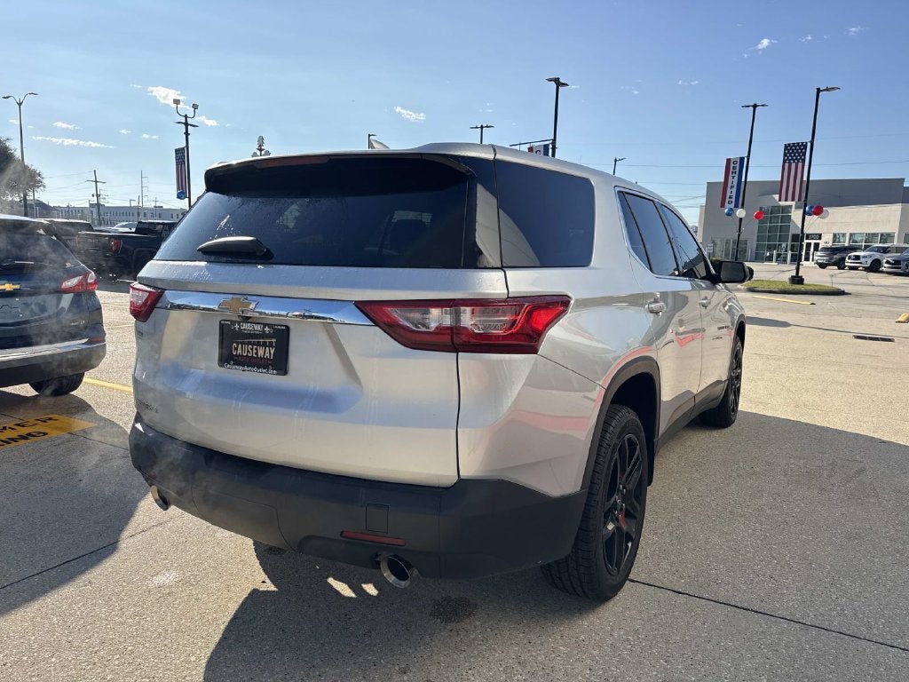 2021 Chevrolet Traverse LS