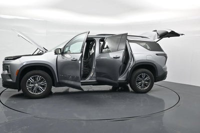 2024 Chevrolet Traverse LT