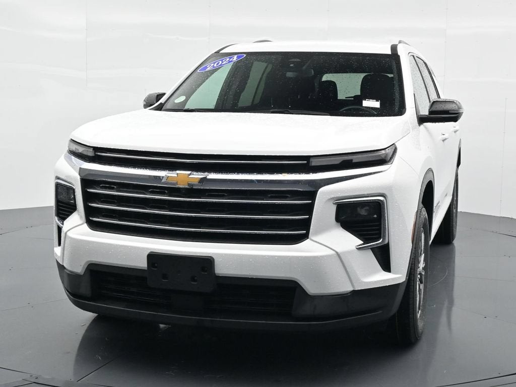 2024 Chevrolet Traverse LT