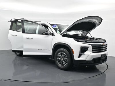 2024 Chevrolet Traverse LT