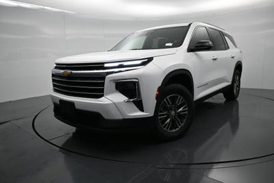2024 Chevrolet Traverse LT