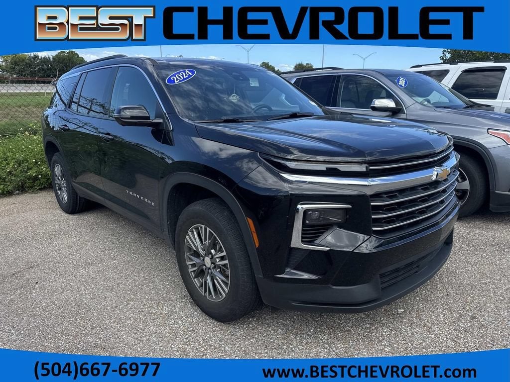 2024 Chevrolet Traverse LT