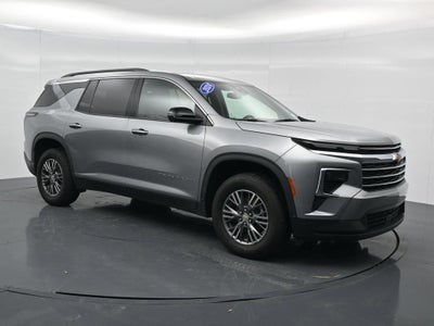 2024 Chevrolet Traverse LT