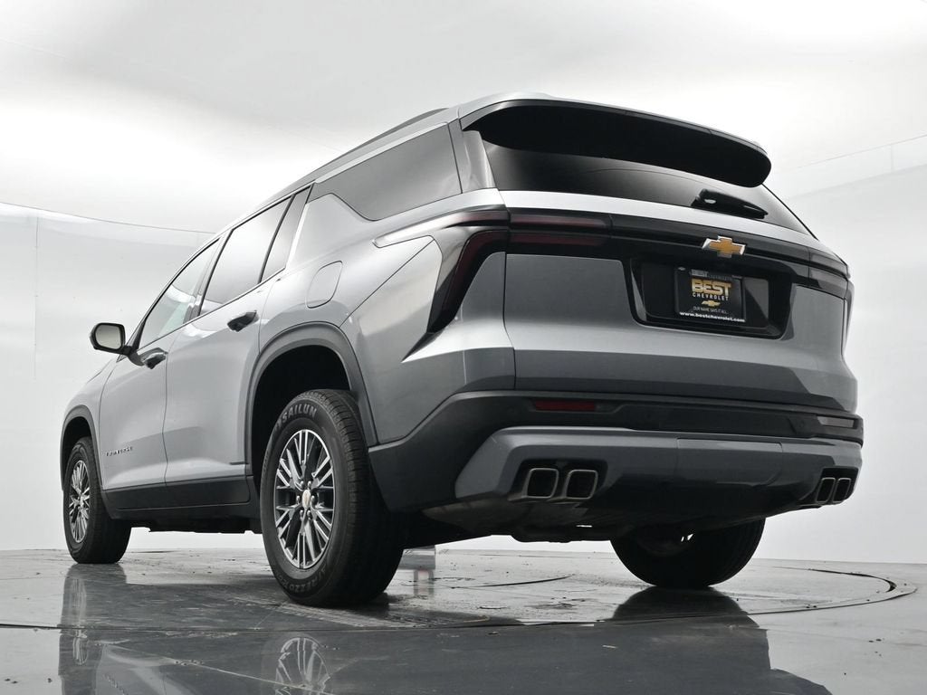 2024 Chevrolet Traverse LT