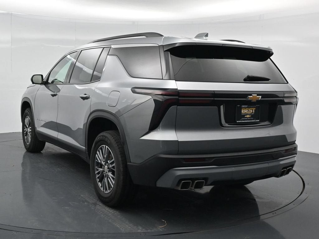 2024 Chevrolet Traverse LT
